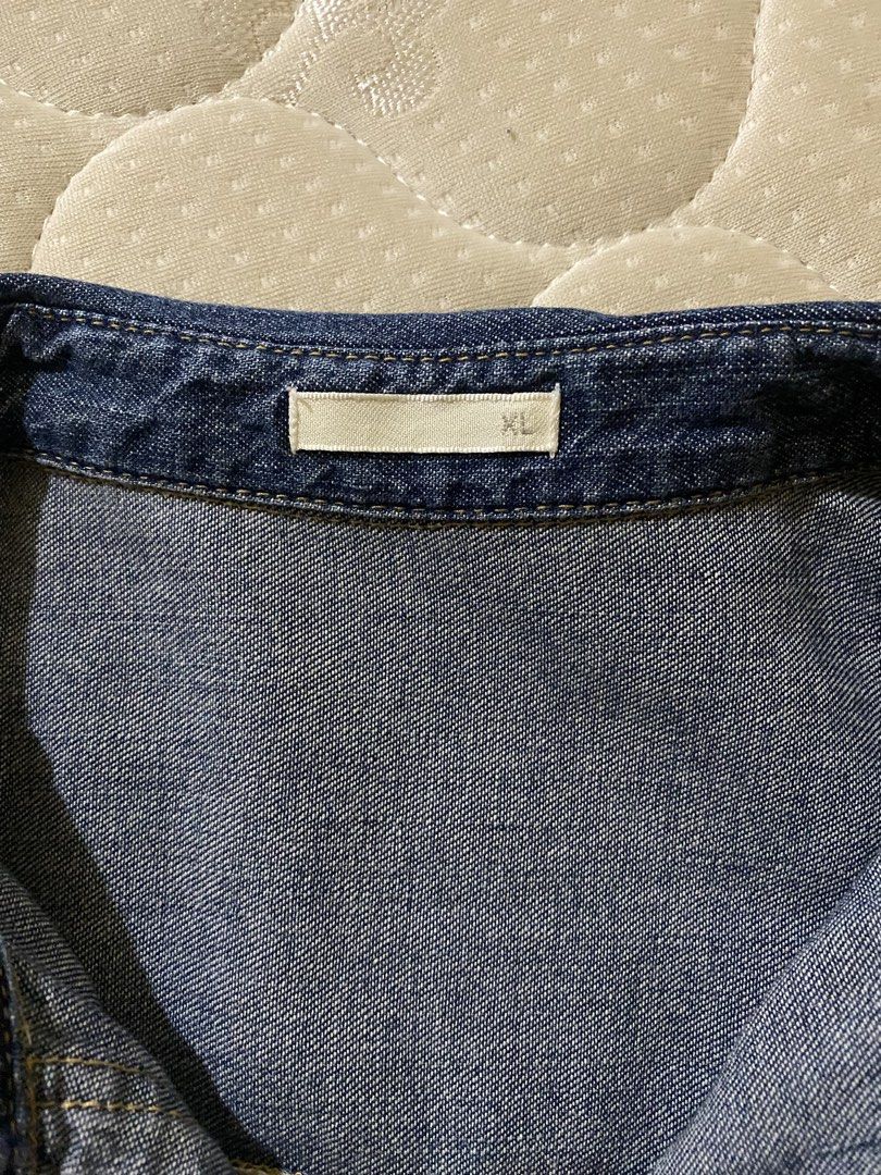 GU Denim Long sleeves (Category: Longsleeves) located in Davao. Submitted by kuromisplace (Listing ID 1468056449, Image 3). Description: Size: XL on tag No when worn pls Brand: GU 📍Davao City .