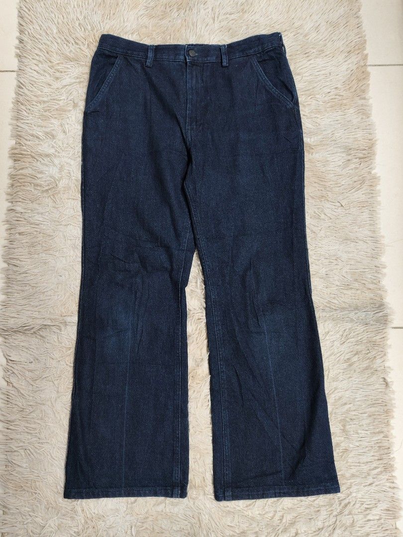 GU Flared Denim Jeans (Category: Jeans) located in Angeles City. Submitted by miss_independent01 (Listing ID 1467972416, Image 3). Description: GU Flared Denim Jeans Width: 16 (Large on tag) Length: 38.5 MOP: Gcash ✅ Mine Now, Pay Now ✅ First to Pay, Gets the Item 📍 PAMPANGA Courier: JnT 🚚🚚 PM 💌.