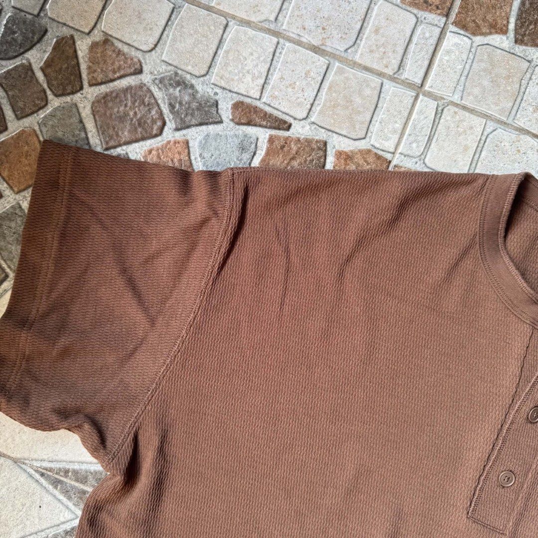 GU henly waffle tee (choco brown) (Category: Tshirts & Polo Shirts ) located in Villasis. Submitted by thirdymanalo3 (Listing ID 1467946672, Image 2). Description: GU henly waffle tee (choco brown) XL (altered) width 24.5 /length 26.5 excellent condition 380.