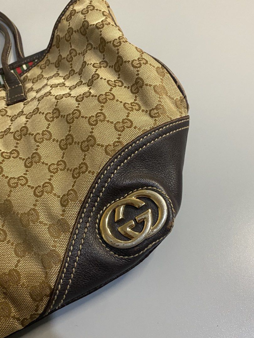 Gucci (Category: Luxury Bags & Wallets) located in Manila. Submitted by michaelcollection28 (Listing ID 1467961623, Image 3). Description: .