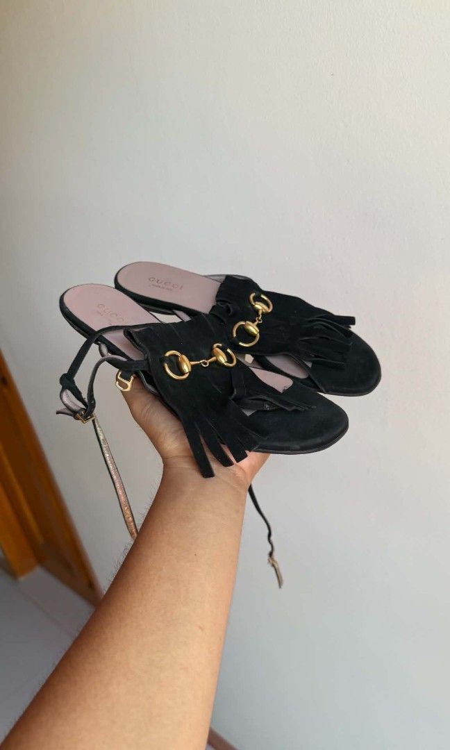 Gucci black sandal (Category: Sandals) located in Koronadal. Submitted by mannylagada880 (Listing ID 1468022073, Image 3). Description: in good condition ship nationwide ✈️.
