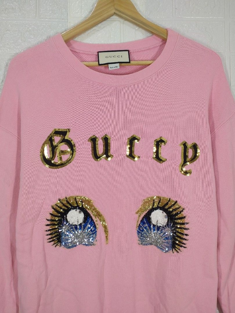 GUCCI CREWNECK (Category: Coats, Jackets and Outerwear) located in Baguio. Submitted by dansteals (Listing ID 1468042191, Image 3). Description: 29 X 24 XLARGE.