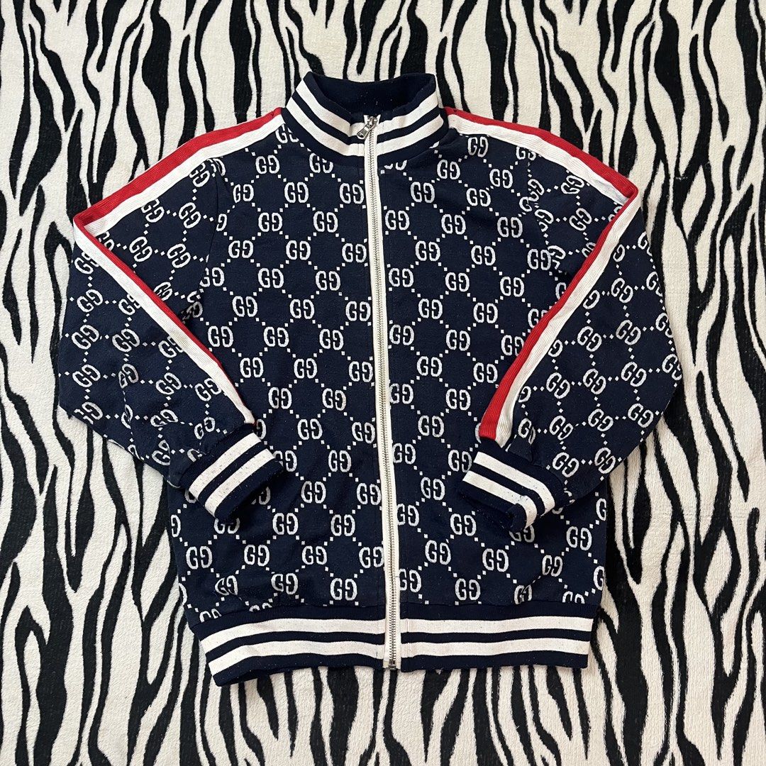 Gucci monogram (Category: Coats, Jackets and Outerwear) located in Manila. Submitted by royaldripmanila (Listing ID 1467934997, Image 1). Description: Himulmol only W17.5 L22.5.