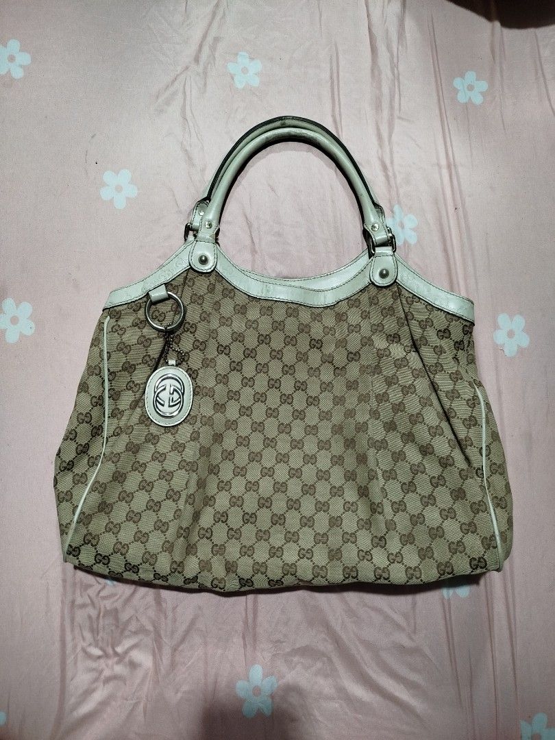 Gucci sukey GG canvas (Category: Tote Bags) located in Mandaluyong City. Submitted by ren2o_cru2 (Listing ID 1467996293, Image 1). Description: fs gucci sukey GG canvas.