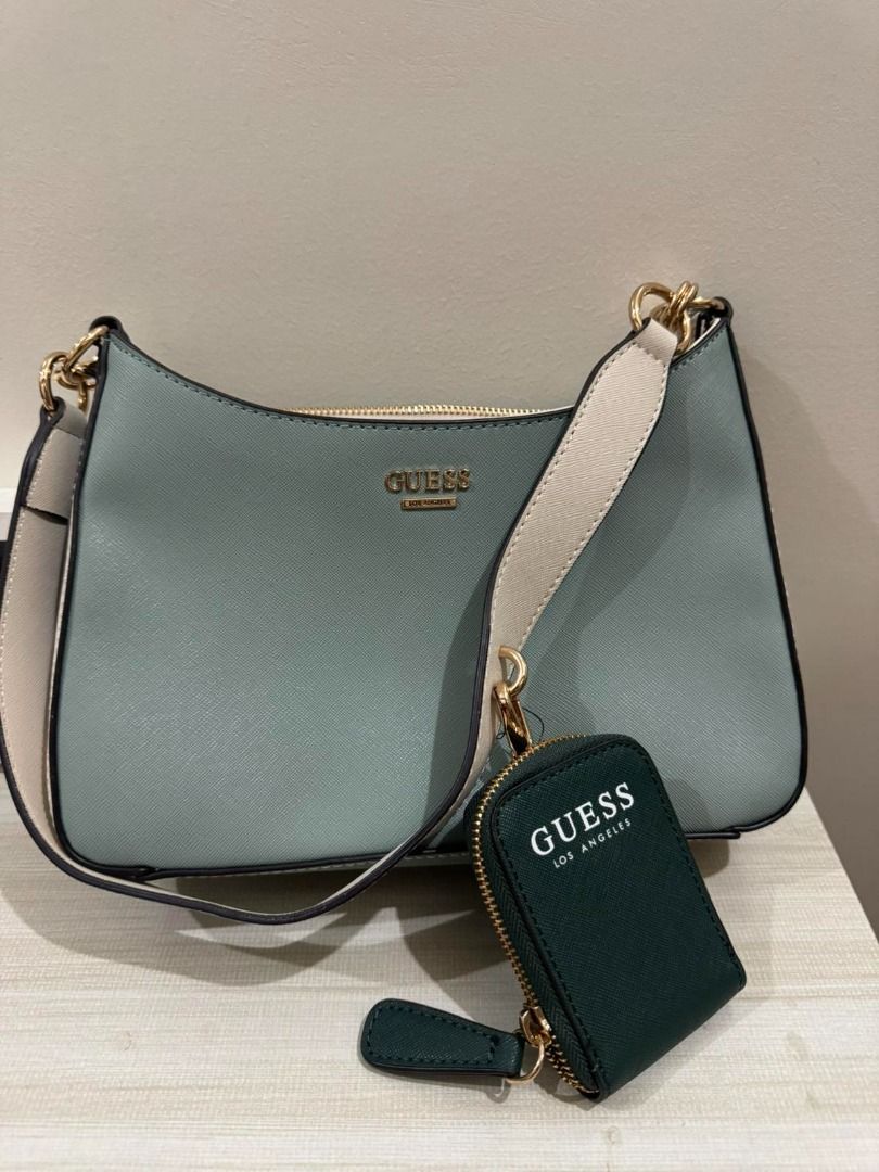 Guess Colourblock Shoulder Bag with Pouch (Category: Shoulder Bags) located in Pasig City. Submitted by zanderlouie24 (Listing ID 1468007116, Image 1). Description: Guess Colourblock Shoulder Bag with Pouch +Shipping fee: Lalamove kung within Metro Manila and LBC pag outside Metro Manila.