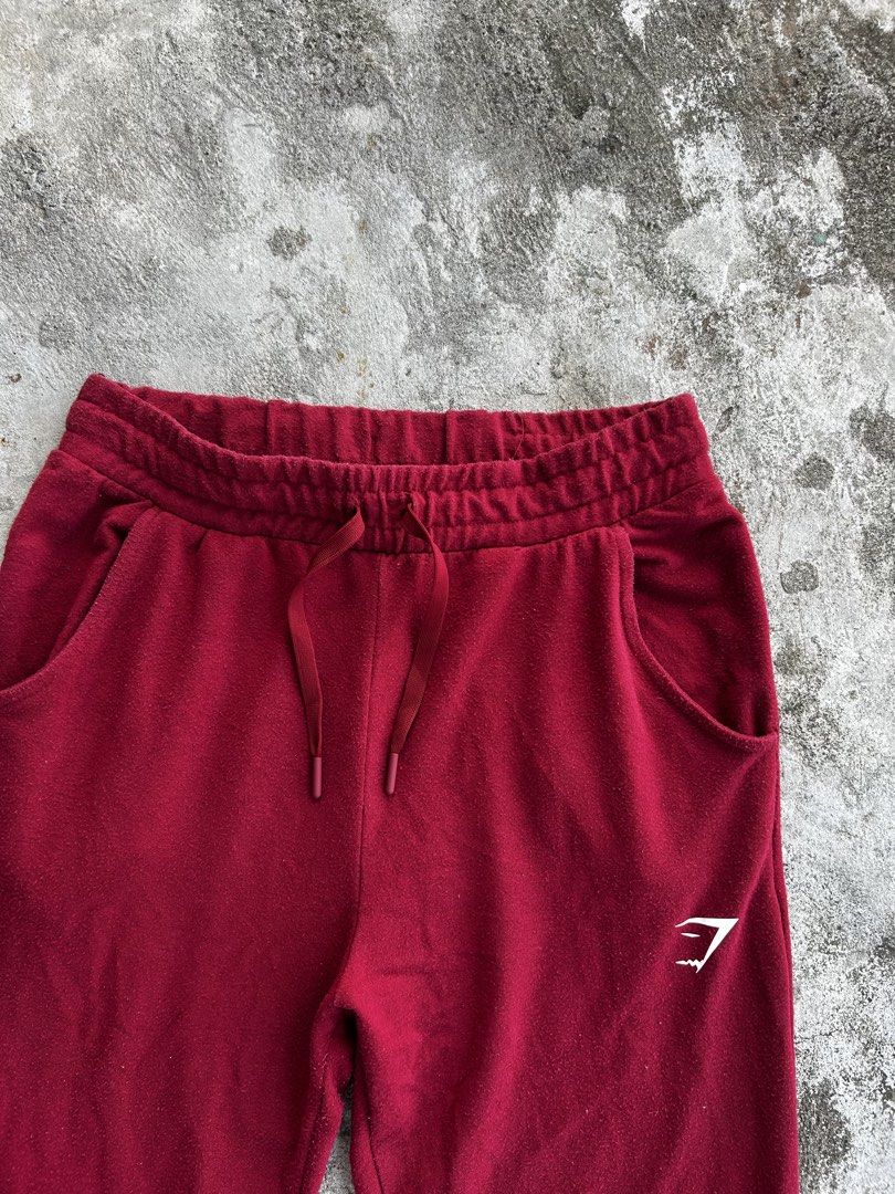 Gymshark Critical Joggers (Category: Joggers) located in Balanga. Submitted by nothingtohold.co (Listing ID 1467925306, Image 2). Description: Gymshark Critical Joggers Small on tag | 26-32 waistline | 38 length | 9.5 condition Issue: lints, minor paint stain kaya remove sa acetone Gcash | jnt | bataan Vouch~vc.