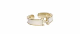 (Category: ) located in . Submitted by vintageaccessories (Listing ID 1467971286, Image 1). Description: .