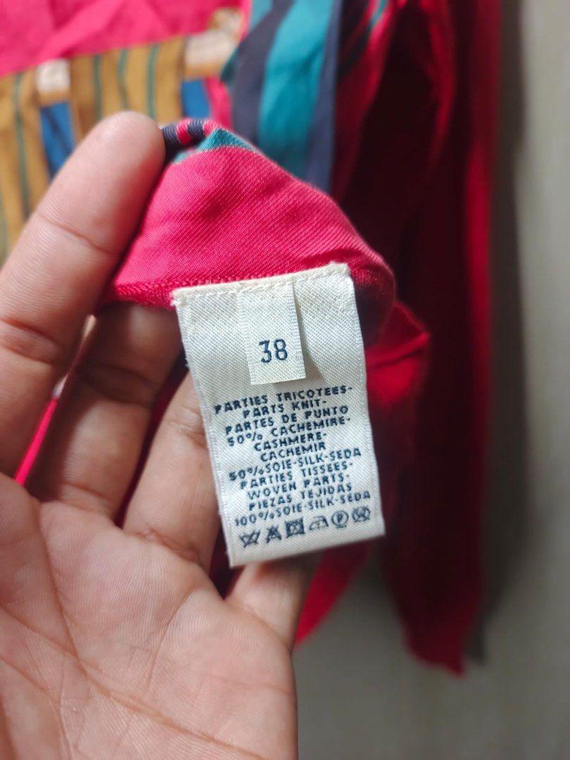 HERMES (Category: Longsleeves) located in Dasmarinas. Submitted by jessputrages (Listing ID 1467870643, Image 3). Description: For sale Hermes Excellent condition No maintag 4k plus shipping Pm for more details.