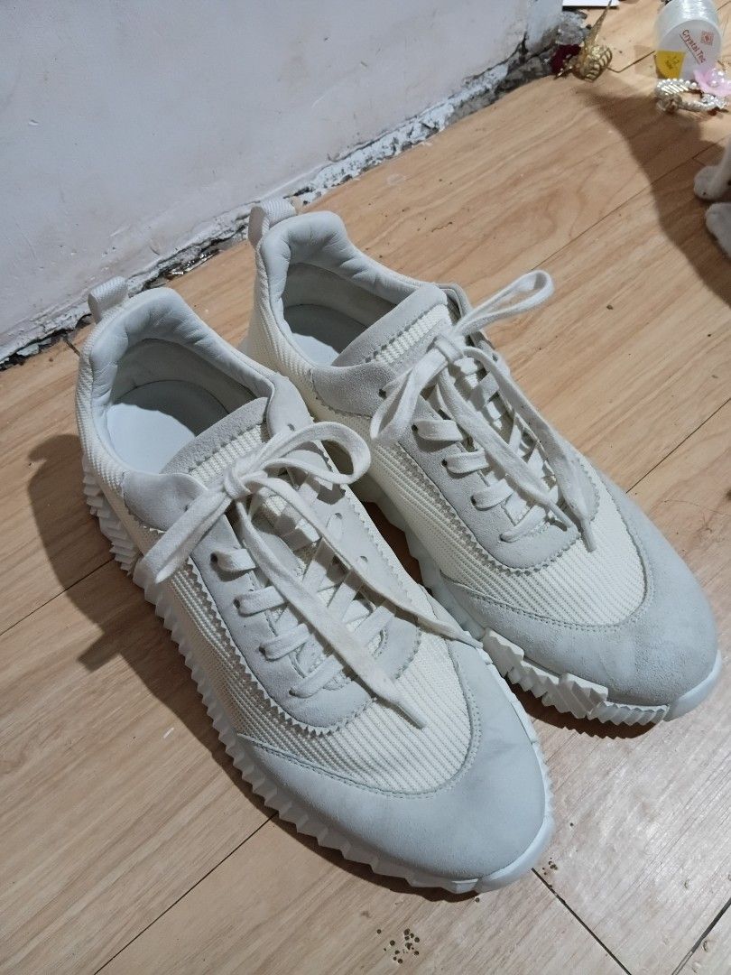 Hermès Bouncing Sneakers (Category: Sneakers & Footwear) located in Manila. Submitted by potpot0414 (Listing ID 1467877123, Image 2). Description: It was bought for about AED 4,255 in Dubai UAE ( around 72k in philippines peso ) used for only three times , but the box was misplaced so there is no box . Just needed the money for something important that's why i'm selling it..