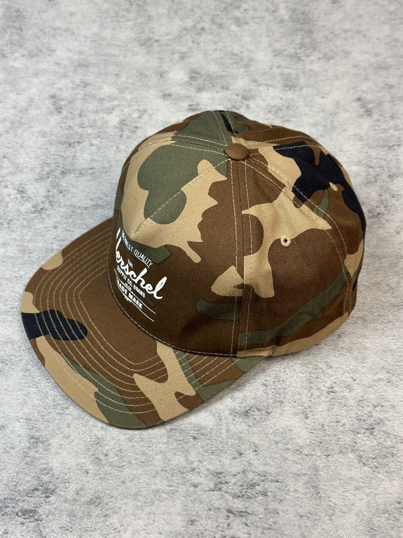 Herschel Camouflage Snapback Cap (Category: Caps & Hats) located in Batangas. Submitted by geejay2ph (Listing ID 1467941568, Image 3). Description: ʙʀᴀɴᴅ: Herschel Camouflage Snapback Cap ꜱɪᴢᴇ: OSFA ᴄᴏɴᴅɪᴛɪᴏɴs: Pristine Like New Condition ✨.