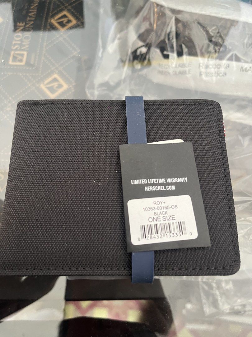 Herschel Wallet / Dark Gray (Category: Wallets & Card Holders) located in Camalaniugan. Submitted by anarchymonopoly052128 (Listing ID 1467865629, Image 2). Description: .