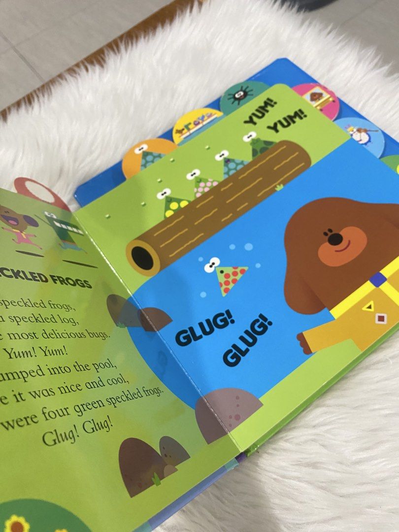 Hey Duggee Nursery Rhymes Book (Category: Children's Books) located in Quezon City. Submitted by donagraceliwanag (Listing ID 1467953157, Image 3). Description: - Title: Hey Duggee's Nursery Rhymes Storybook - Format: Durable hardcover edition - Features: Colorful illustrations and interactive tabs - Perfect for: Toddlers and young kids learning rhymes and enjoying fun stories - Condition: Brand new / Excellent reading material.