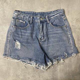(Category: ) located in . Submitted by 1992thelabel (Listing ID 1467949801, Image 1). Description: .