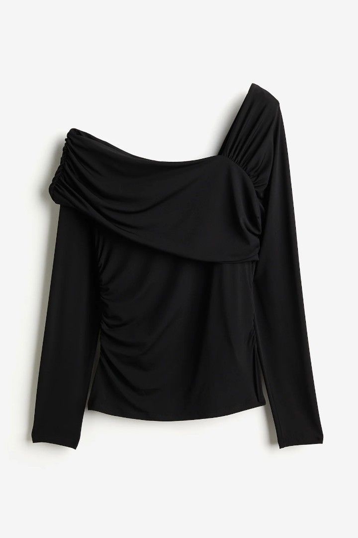 H&M Asymmetrical Neck Longsleeve Top (Category: Longsleeves) located in Muntinlupa City. Submitted by pinkkartdiaries (Listing ID 1468055230, Image 1). Description: 🎀 authentic and bought in store 🎀 absolutely pretty in actual huhu so hard to let go 🎀 versatile great for casual or formal wear 🎀 would fit xs-s 🎀 will give a freebie so please no haggling 🎀 no flaws 📌 Alabang.