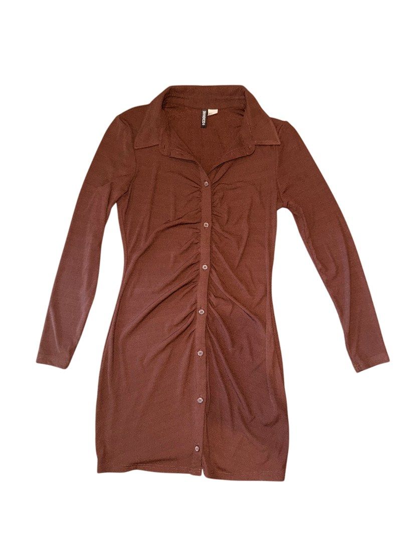 H&M Divided Brown Collared Ruched Bodycon Dress (Category: Dresses) located in Manila. Submitted by ilove.sushi (Listing ID 1467919480, Image 1). Description: - Brand: H&M Divided - Color: Brown - Size: S - Material: Stretch knit fabric - Design: Collared neckline, button-down front, and vertical ruched detailing for a fitted look - Sleeves: Long sleeves - Condition: Excellent / Pre-loved (as good as new) - Style Tip: Great for night outs or casu