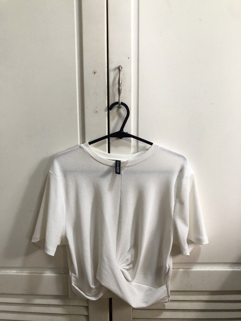 H&M Divided White Ribbed Crop Top with Twist Front (Category: Shirts) located in Tigaon. Submitted by closetbyp (Listing ID 1468056755, Image 1). Description: Message for a when-worn photo..