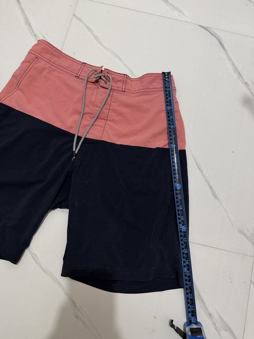 H&M Shorts (Category: Shorts) located in Las Pinas. Submitted by gmonteros (Listing ID 1467934431, Image 2). Description: .