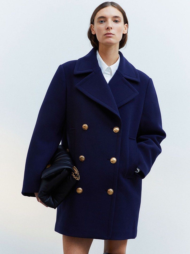 H&M wool blend coat (Category: Coats, Jackets and Outerwear) located in Tarlac. Submitted by giannisdeclutters4106 (Listing ID 1467998494, Image 1). Description: Like new Seldom used Small-medium Wrinkled due to storage Steam iron nyo nalang po 😊.