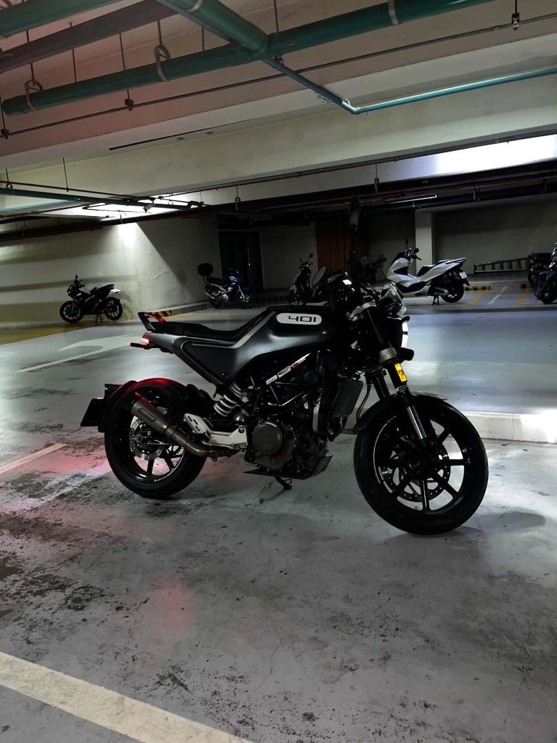 Husqvarna Svartpilen 401 (Category: Motorbikes for Sale) located in Taguig. Submitted by Sai100 (Listing ID 1467912029, Image 2). Description: Husqvarna Svartpilen 401 2021 Year model Registered 2026 25km Odo Modifications Orion Exhaust System (₱20k) Fuel Lite X The rest is stock (Isasama yung stock exhaust) 2nd owner newly registered Asking Price ₱180,000.