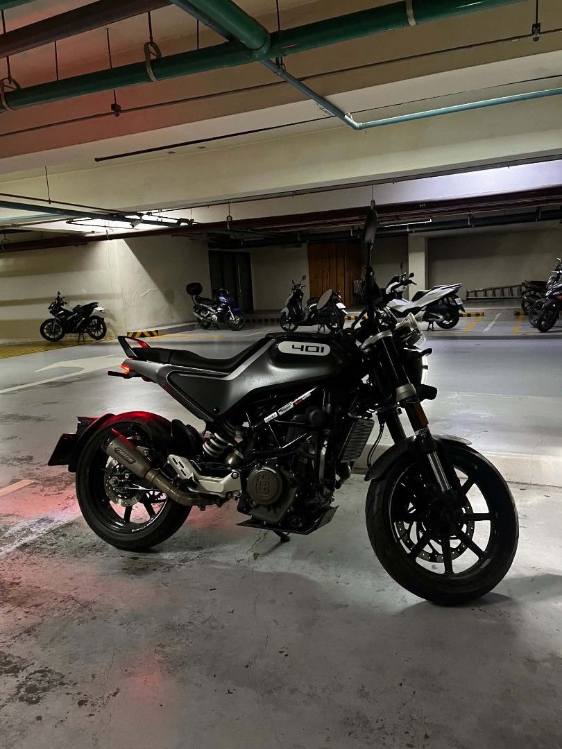 Husqvarna Svartpilen 401 (Category: Motorbikes for Sale) located in Taguig. Submitted by Sai100 (Listing ID 1467912029, Image 1). Description: Husqvarna Svartpilen 401 2021 Year model Registered 2026 25km Odo Modifications Orion Exhaust System (₱20k) Fuel Lite X The rest is stock (Isasama yung stock exhaust) 2nd owner newly registered Asking Price ₱180,000.