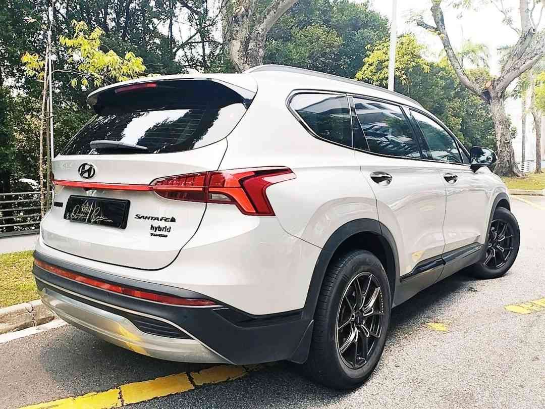 HYUNDAI TM SANTA FE 1.6 T-GDI HEV SR (Category: Used Cars) located in Singapore. Submitted by queenscarpl (Listing ID 1466606257, Image 3). Description: Showroom: Sin Ming 176 Sin Ming Drive #01-18 Singapore 575721 Sales Contact: Alvin Ng tel:88132929 .