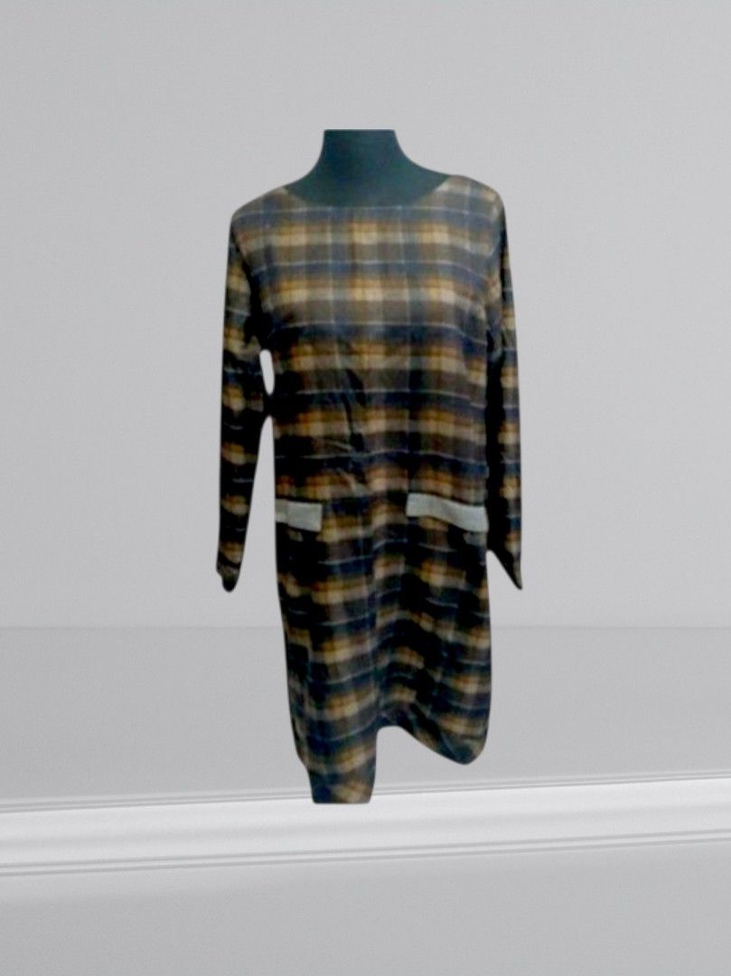 IEDIT Premium Cotton Plaid Shift Dress with Pockets - Medium / Large (Category: Dresses) located in Bacoor. Submitted by aithriftcloset (Listing ID 1467962271, Image 3). Description: 📢Please Note: The exact color may vary slightly due to camera lighting. Photos don't do it full justice—the texture and quality of this blazer are even more beautiful in person! 👌🏆IEDIT Premium Cotton Plaid Shift Dress with Pockets - Medium / Large 💡Short Descrip