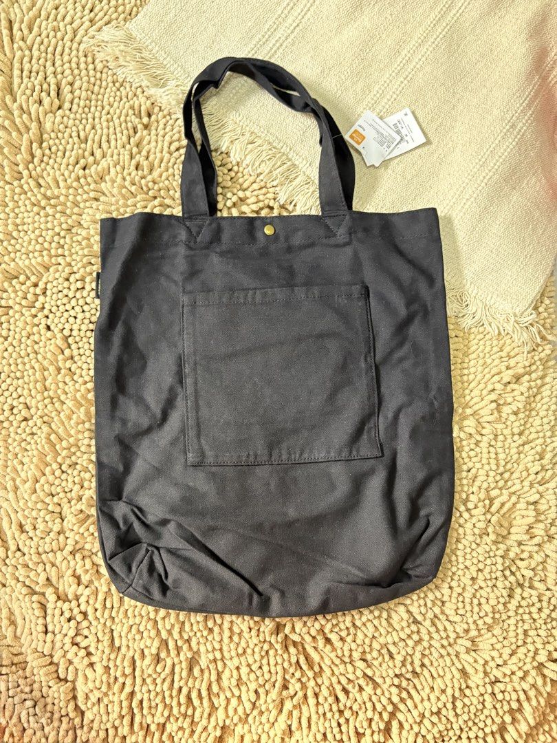Imported Hello Kitty x Monchhichi tote bag (Category: Tote Bags) located in Quezon City. Submitted by heartshop.ph (Listing ID 1467916034, Image 2). Description: Super cute embroidery design Canvas material.