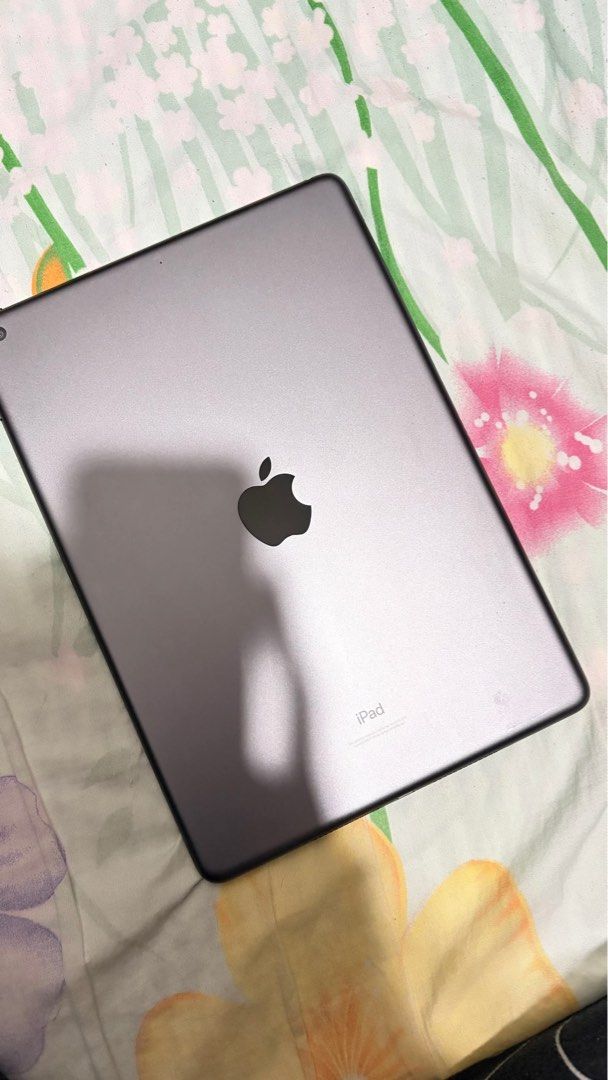 iPad 9th Generation 64GB (Category: iPad) located in Cavite. Submitted by crisreano20 (Listing ID 1467948889, Image 2). Description: .