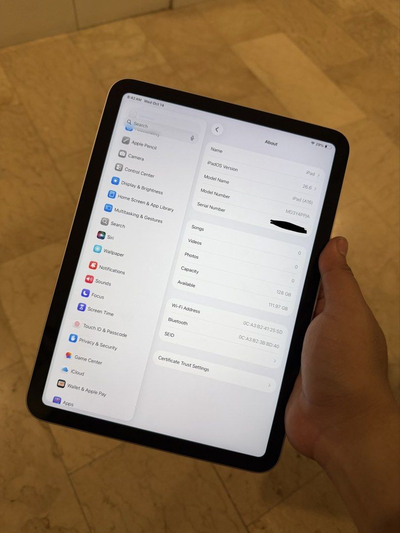 iPad A16 (Category: iPad) located in Manila. Submitted by harryelizondo (Listing ID 1468012576, Image 1). Description: For Sale only iPad A16 Silver 128gb 100% battery health 22 cycle count Unit only Nego for sure buyer Meetup: San Juan / Manda.