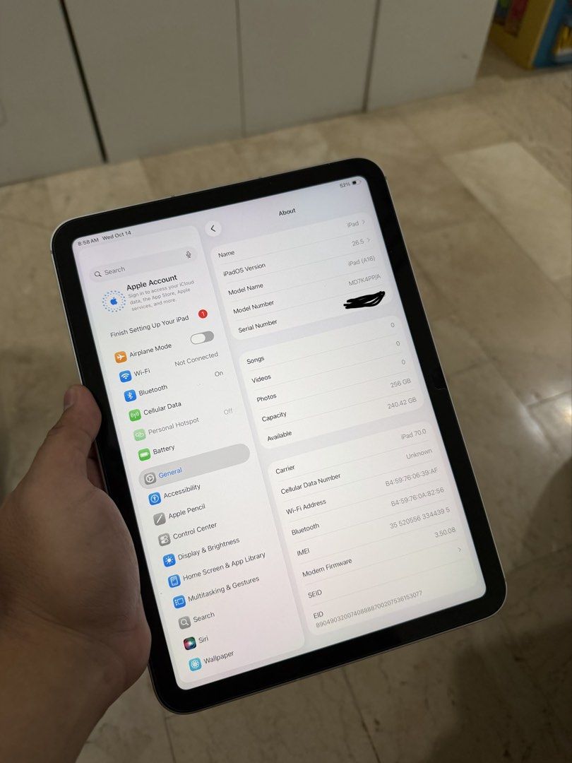 iPad A16 (Category: iPad) located in Manila. Submitted by harryelizondo (Listing ID 1468016045, Image 1). Description: For Sale only iPad A16 Silver 256gb 100% battery health 29cycle count Unit only Nego for sure buyers! Meetup: San Juan / Manda.