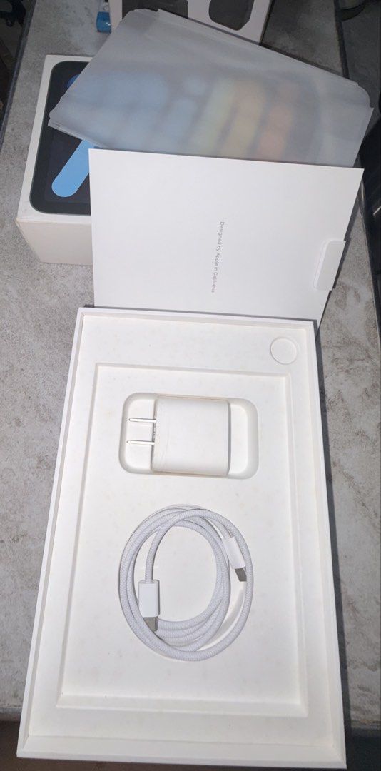 Ipad mini 7 a17 pro wifi (Category: iPad) located in Pinamalayan. Submitted by danilotubero08 (Listing ID 1467933325, Image 2). Description: 96% beta health complete inclusions unused charger brick 123 cycle counts 100% smooth.