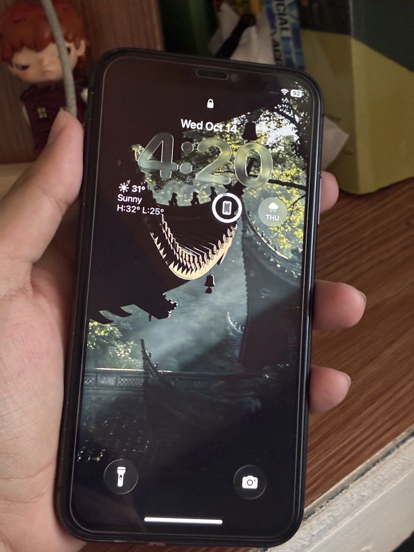 IPHONE 11 - Wifi Used 100 bh (Category: iPhone 11 Series) located in Bulacan. Submitted by lazylazy67 (Listing ID 1467915273, Image 1). Description: Wifi used Medyo angat slight lcd baka dahil sa glue Replaced lcd no face id Good for backup Andyan na lahat ng details.