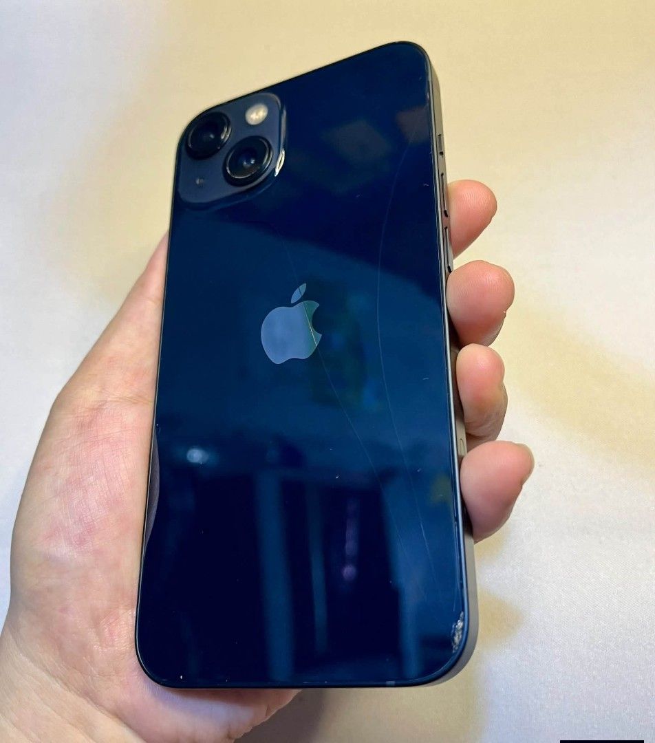 IPHONE 13 128GB FACTORY UNLOCKED (Category: iPhone 13 Series) located in Quezon City. Submitted by alyannahyuzrah (Listing ID 1467945069, Image 1). Description: IPHONE 13 128GB FACTORY UNLOCKED (MIDNIGHT OPENLINE) 💸14,500(Negotiable) •TRUETONE, FACE ID AND ICLOUD WORKING •ALL OG PARTS/ NO REPLACEMENT PARTS •86% BATTERY HEALTH (ORIG MAKUNAT) •SMOOTH AND GOOD PERFORMANCE •NO HIDDEN ISSUE •NO HISTORY OF REPAIR •NO SIM RESTRICTION (ANY SIM OPENLINE)