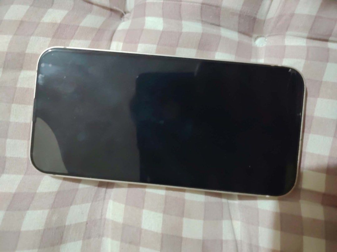 IPHONE 13 (Category: iPhone 13 Series) located in Carmona. Submitted by gentleshark_40d41a (Listing ID 1468029571, Image 2). Description: .