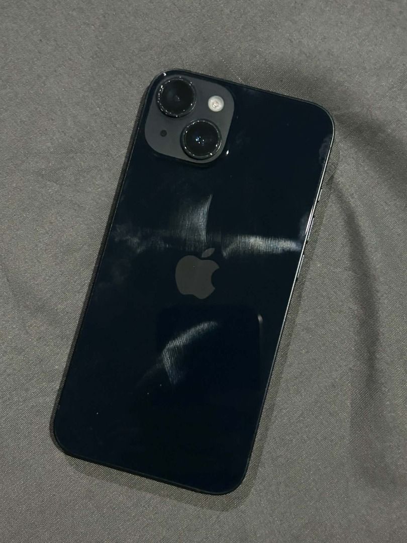 iPhone 14 Midnight (Category: iPhone 14 Series) located in Caloocan City. Submitted by koalakiloa (Listing ID 1467848468, Image 2). Description: No any issue, all working and no history of repair. Can be updated and reset Paint chip around camera No box and charger The price is fair enough since hindi na complete But the phone is 100% good as new Location is Tagum City, Davao del Norte Can be picked up or shipping.