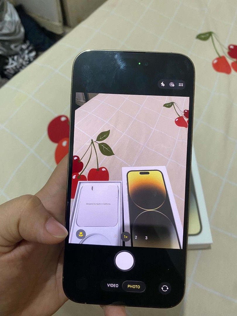 iphone 14 pro max 128gb (Category: iPhone 14 Series) located in Binan City. Submitted by calmtree.1d7f31 (Listing ID 1468006204, Image 3). Description: For sale onlyyy iPhone 14 pro max 128gb Factory unlocked ntc approved PRICE :27,000 no sim restrictions 76% Battery health No History repair No Repair No dents working face id working true tone box cord With case 📍laguna.