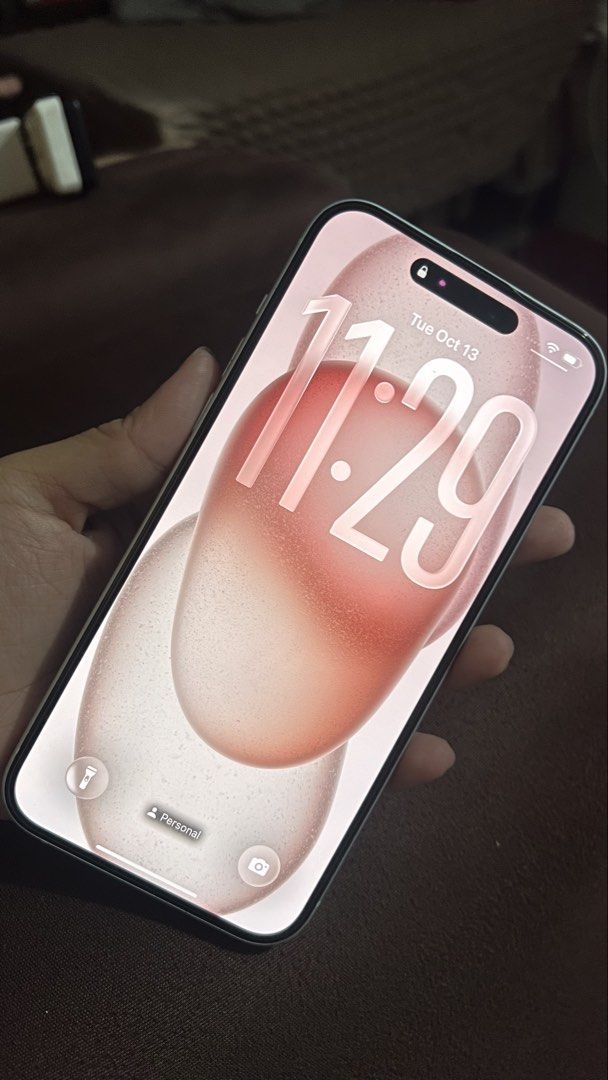 IPHONE 15 plus 256 GB NO ISSUE (Category: iPhone 15 Series) located in Manila. Submitted by joyssmarga (Listing ID 1467898768, Image 3). Description: iPhone 15 Plus 256GB For Sale or swap ✨ 82% вн ✨ NO SIM RESTRICTION ✨ No issues ✨ Screen protected since Day 1 Includes: - Box (same IMEI) - Unit - Cases ₱ 32,500 ( SLIGHTLY NEGO) YUNG MAY ADD CASH SA SWAP PO!! Meetup: MANILA / BULACAN / PASAY * RFS: Extra phone Lowballers will be ignored.