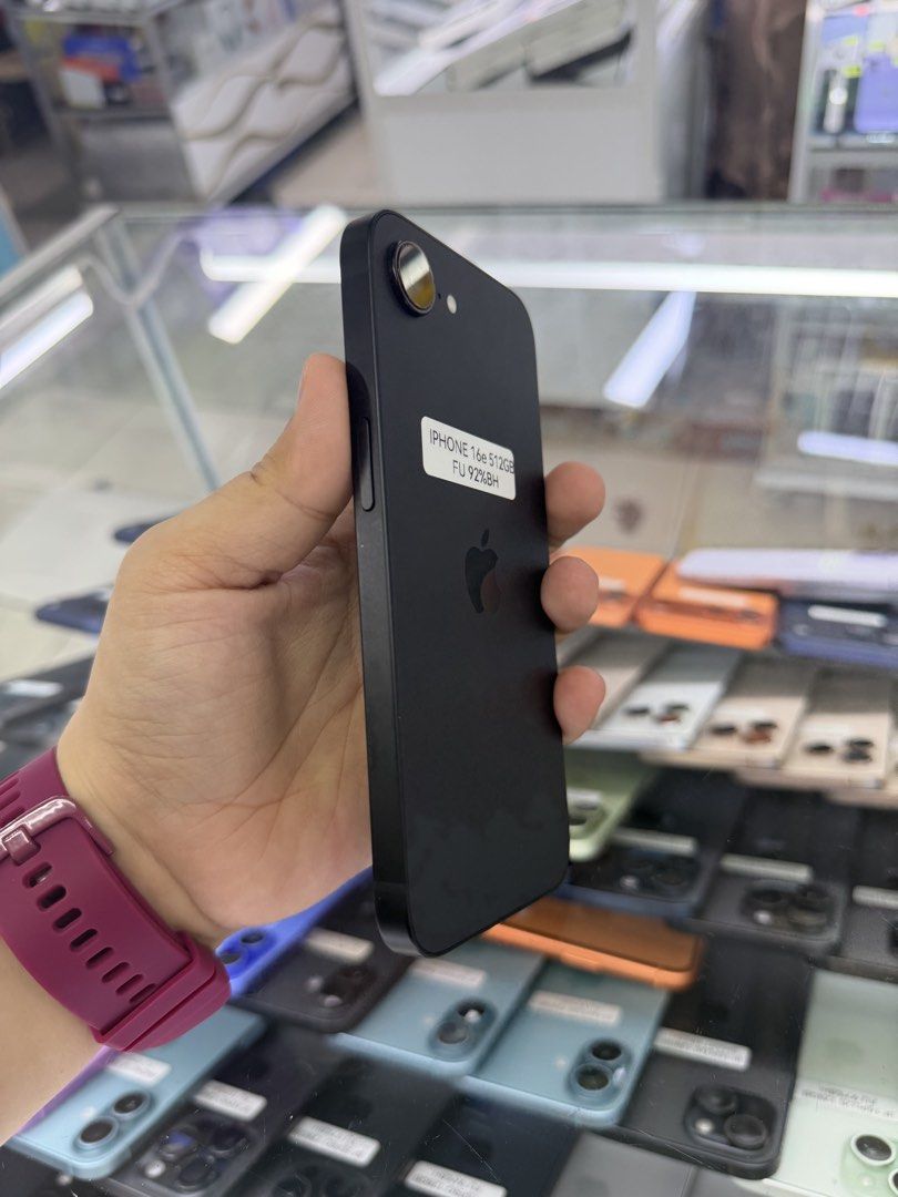 Iphone 16e 512gb 92% BH FU NTC No issue (Category: iPhone 16 Series) located in San Juan City. Submitted by javedsgadgetshop (Listing ID 1467895069, Image 2). Description: Posting available device for today! QUICK INFO : Iphone 16e 512gb 92% battery Factory unlock No issue / No Repair Comes w/ case&charger Price may vary depends on the available Accepting swap/trade-in/installment/walk-in/delivery. For reference: visit our page - Javed's Gadget S
