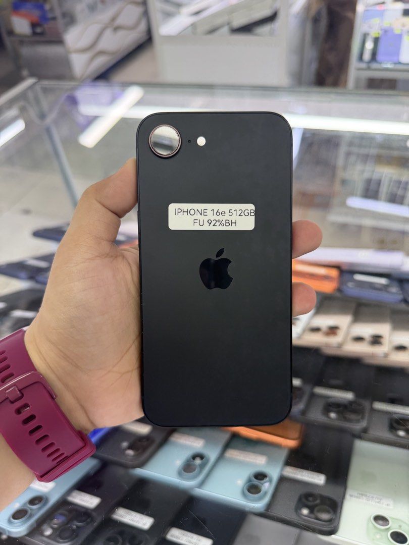 Iphone 16e 512gb 92% BH FU NTC No issue (Category: iPhone 16 Series) located in San Juan City. Submitted by javedsgadgetshop (Listing ID 1467895069, Image 1). Description: Posting available device for today! QUICK INFO : Iphone 16e 512gb 92% battery Factory unlock No issue / No Repair Comes w/ case&charger Price may vary depends on the available Accepting swap/trade-in/installment/walk-in/delivery. For reference: visit our page - Javed's Gadget S