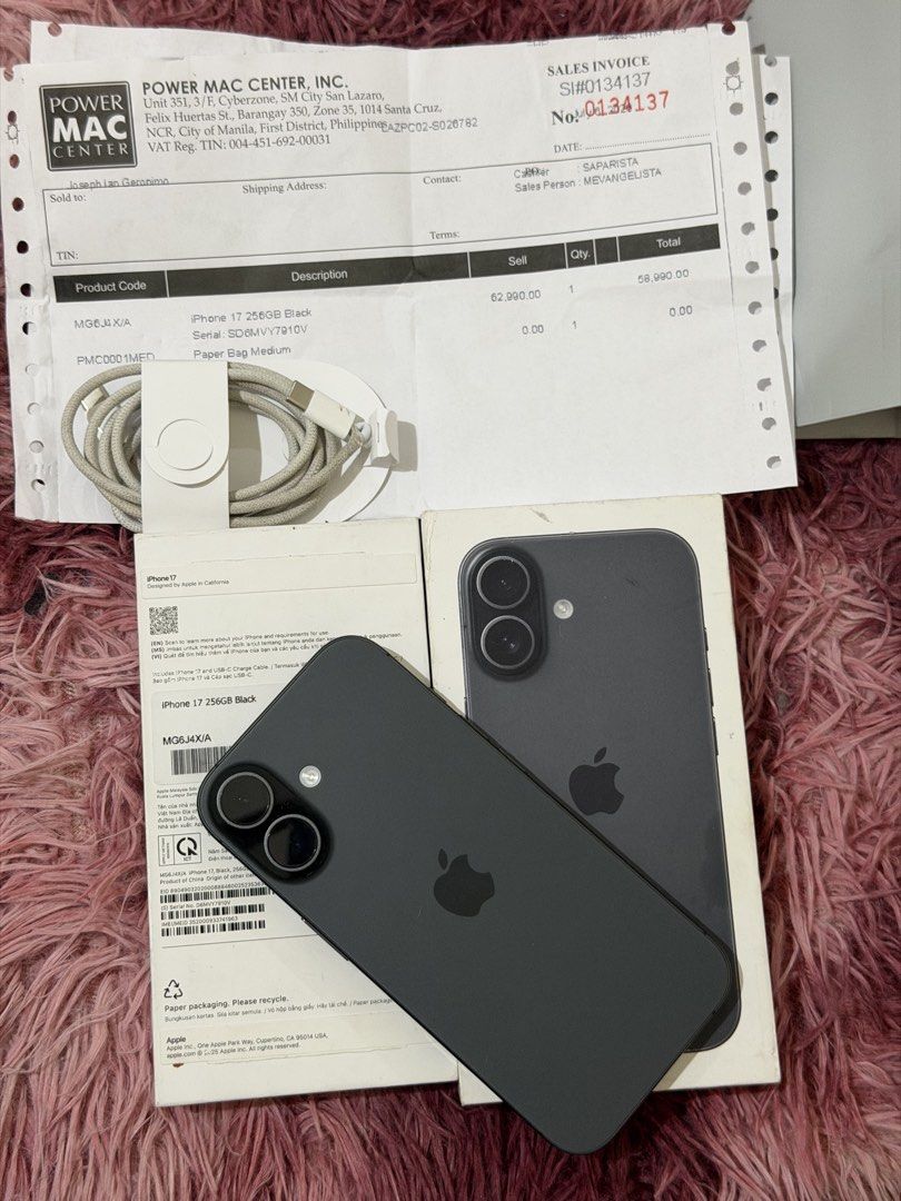 iPhone 17 Black 256GB (Category: iPhone 17 Series) located in Caloocan City. Submitted by kzxune (Listing ID 1468032236, Image 3). Description: FOR SALE / SWAP iPhone 17 Black | 256GB 100% Battery Health (58 Cycle Count) From Power Mac w/ Receipt Apple Warranty until July 2027 Local Variant / NTC Approved🇵🇭 No history of repair / All orig parts Openline / No sim restriction LBC po sa malayo, (Video Call first) Meet up places📍 Metro Manila Cavi
