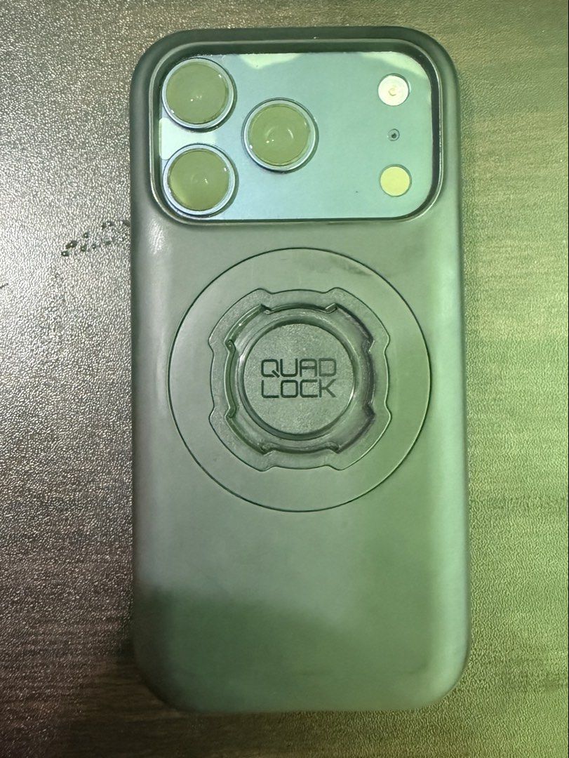 Iphone 17 pro 256gb (Category: Cases & Sleeves) located in Taguig. Submitted by bienbalbinjr (Listing ID 1467932070, Image 2). Description: Iphone 17 pro 256gb blue 89% battery health NTC variant FU (no sim restriction) Super kinis walang gasgas Using quadlock case since i bought the unit With original box and charging chord, could also provide the receipt from powermac if needed. Free 2 branded clear case (momax and cygnett) Rfs: upgrade to same