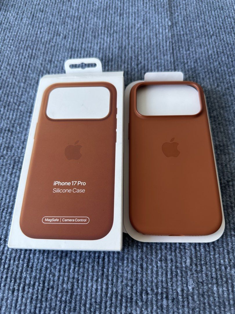 iPhone 17 pro silicone case (Category: Cases & Sleeves) located in Angeles City. Submitted by royal_vintage_thriftshop (Listing ID 1467893333, Image 2). Description: No issue Used once.