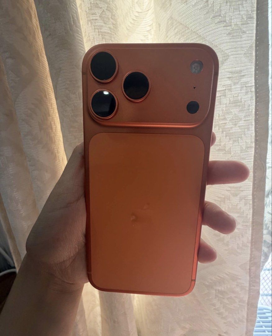 iPhone 17 promax (Category: iPhone 17 Series) located in Manila. Submitted by mave121 (Listing ID 1467921843, Image 2). Description: .