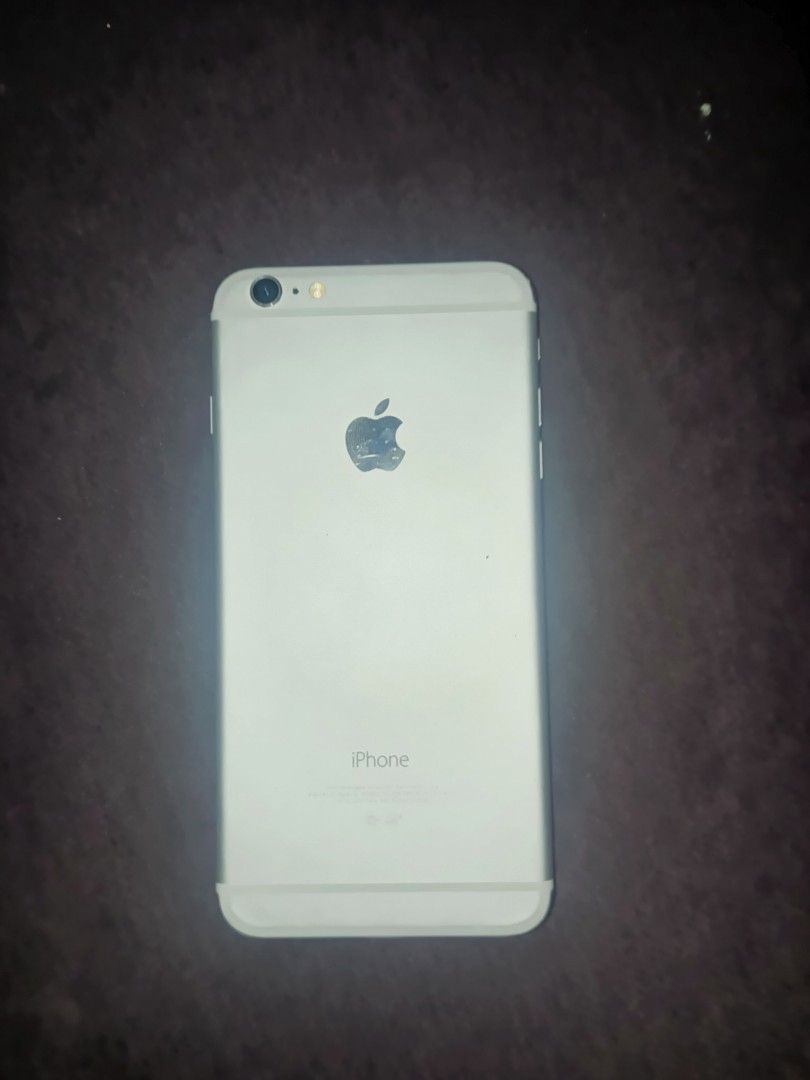 iphone 6 plus (Category: iPhone 6 Series) located in Marikina City. Submitted by laurxyub92588 (Listing ID 1468015586, Image 1). Description: Issue Mute Button Back Cam slightly blur .