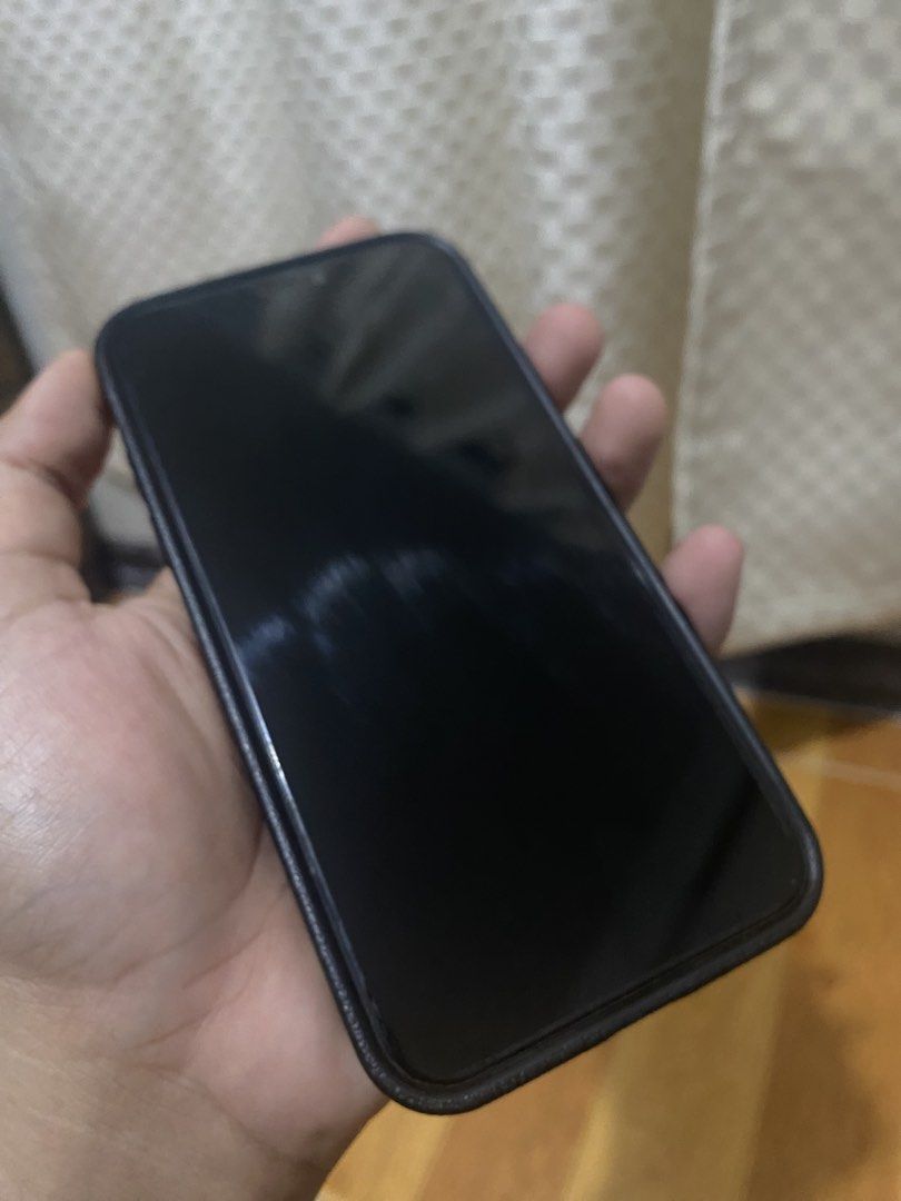 Iphone X (Category: iPhone X Series) located in Cainta. Submitted by aleckdtb (Listing ID 1467927623, Image 1). Description: .