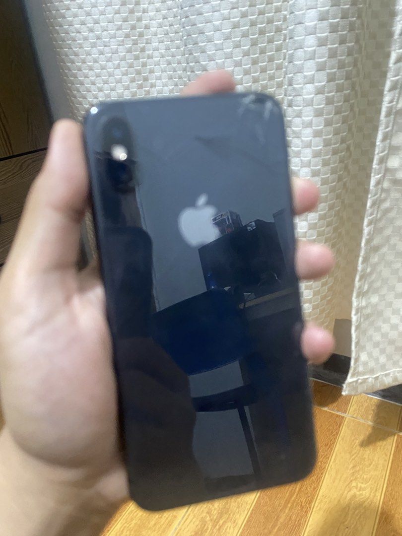 Iphone X (Category: iPhone X Series) located in Cainta. Submitted by aleckdtb (Listing ID 1467927623, Image 2). Description: .