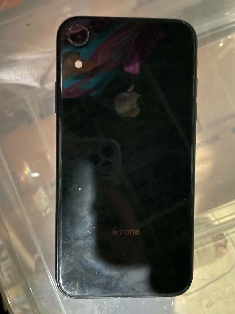 Iphone XR (Category: iPhone X Series) located in Mandaluyong City. Submitted by jowwn (Listing ID 1467955179, Image 3). Description: No repair issue working face ID and true tone test all you want RFS: upgrade .