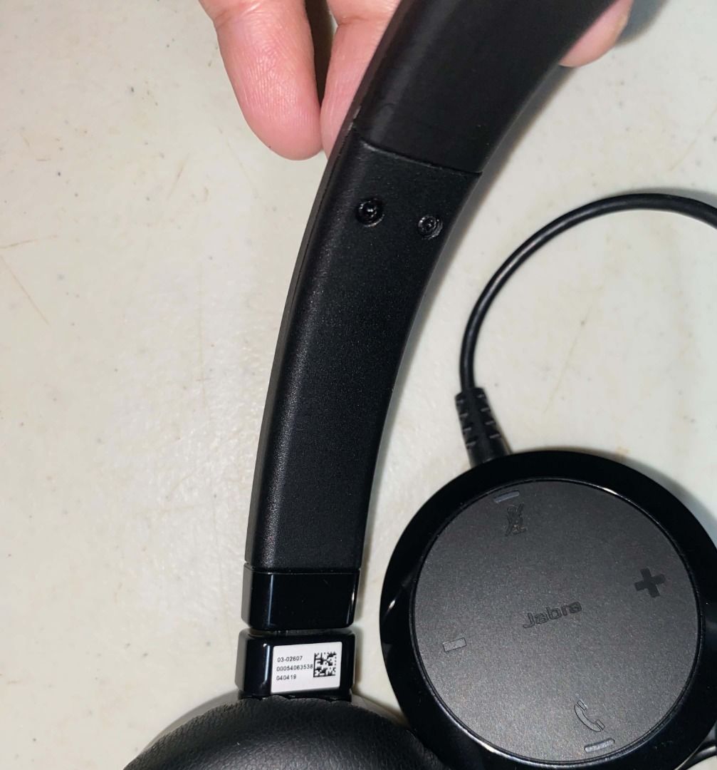 Jabra Evolve 20 SE Wired Single-Ear Headset with Microphone for Work (Category: Headphones & Headsets) located in Manila. Submitted by digify.co (Listing ID 1467912819, Image 3). Description: Good as New | Fully working, no issues.