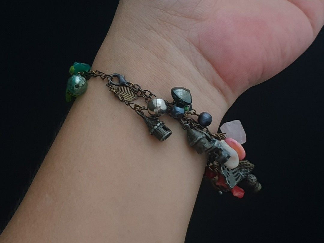 Japan Vintage Charm Bracelet (Category: Bracelets) located in Quezon City. Submitted by WasalakTwo (Listing ID 1468054569, Image 3). Description: Bought in Japan Goodcondition Still presentable Open for delivery nationwide.