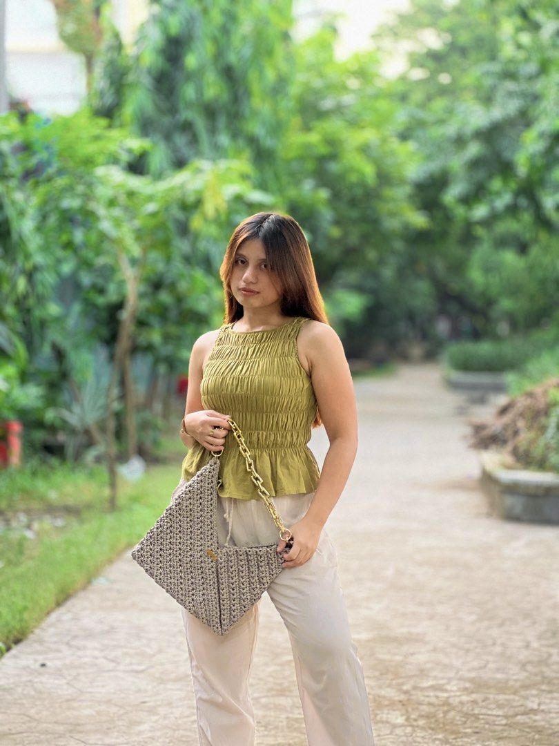 JAS Handcrocheted Luxe-Origami Bag (Category: Shoulder Bags) located in Navotas City. Submitted by jasartscraftscafe (Listing ID 1467971465, Image 1). Description: .